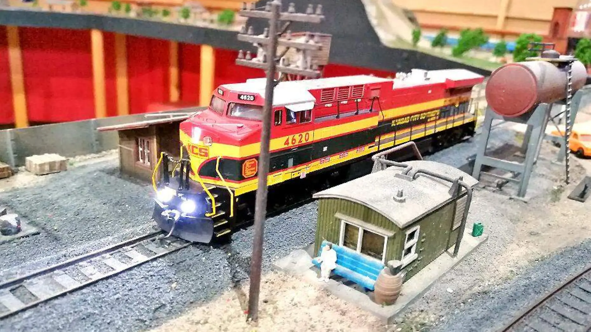 tren en miniatura